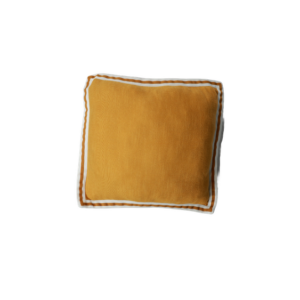 ALMOFADA QUADRADA MOSTARDA COM DEBRUM LARGO BRANCO