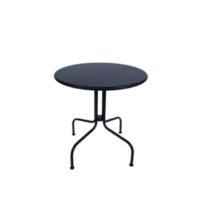 GARDEN TABLE WITH CLOTH